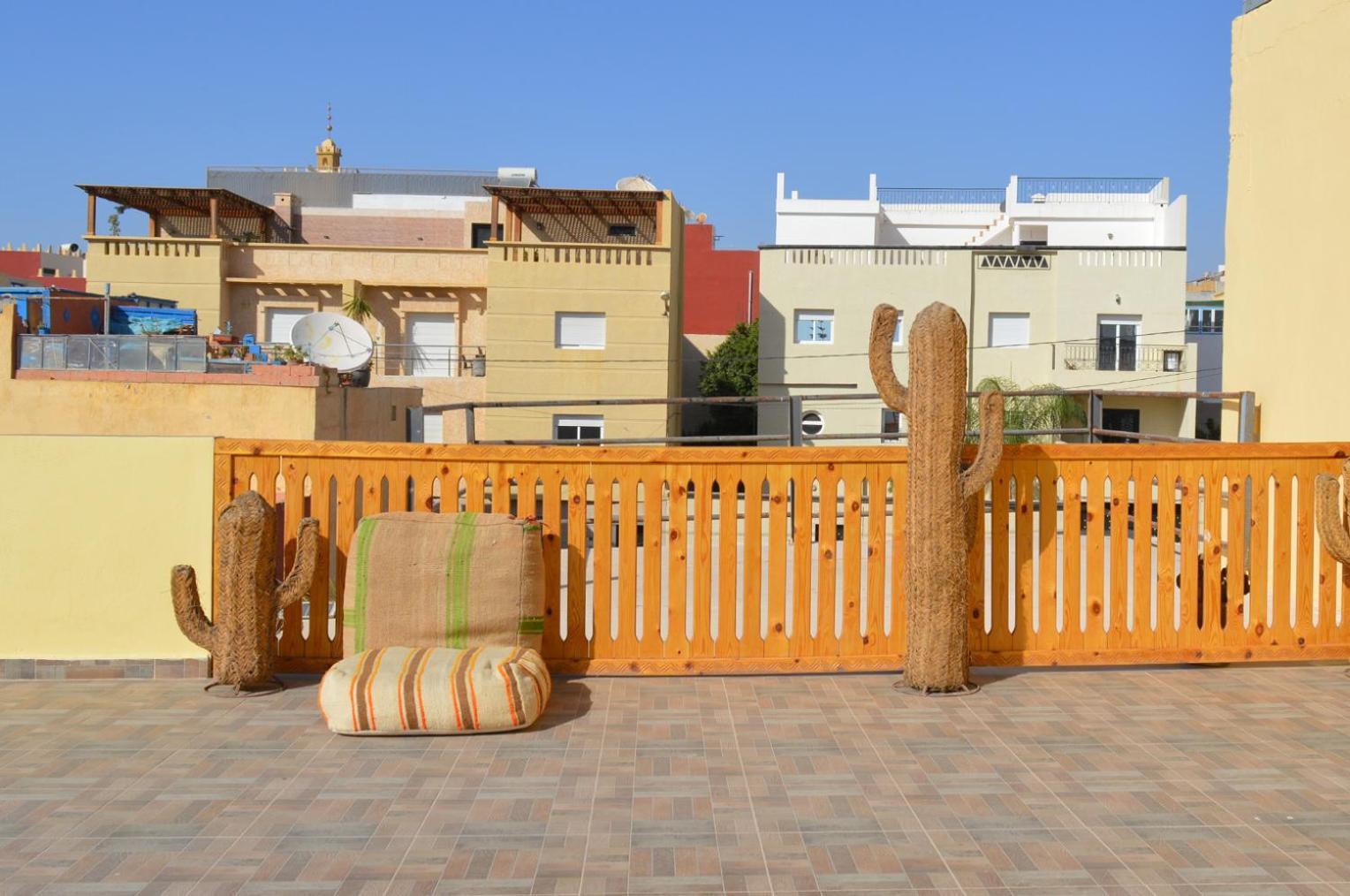 Sunset Surfhouse Morocco Hostel Tamraght Bagian luar foto